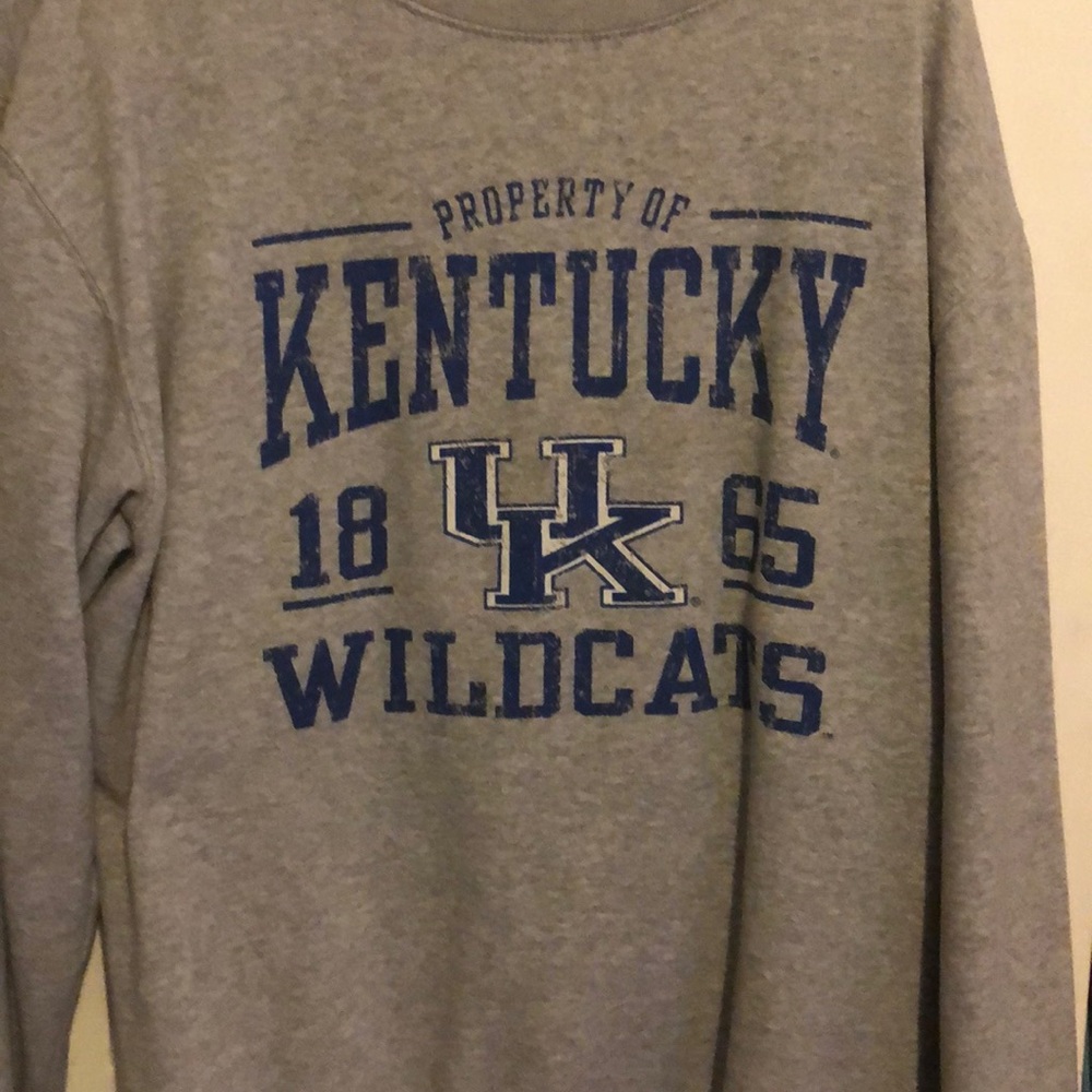 University of KY sweatshirt